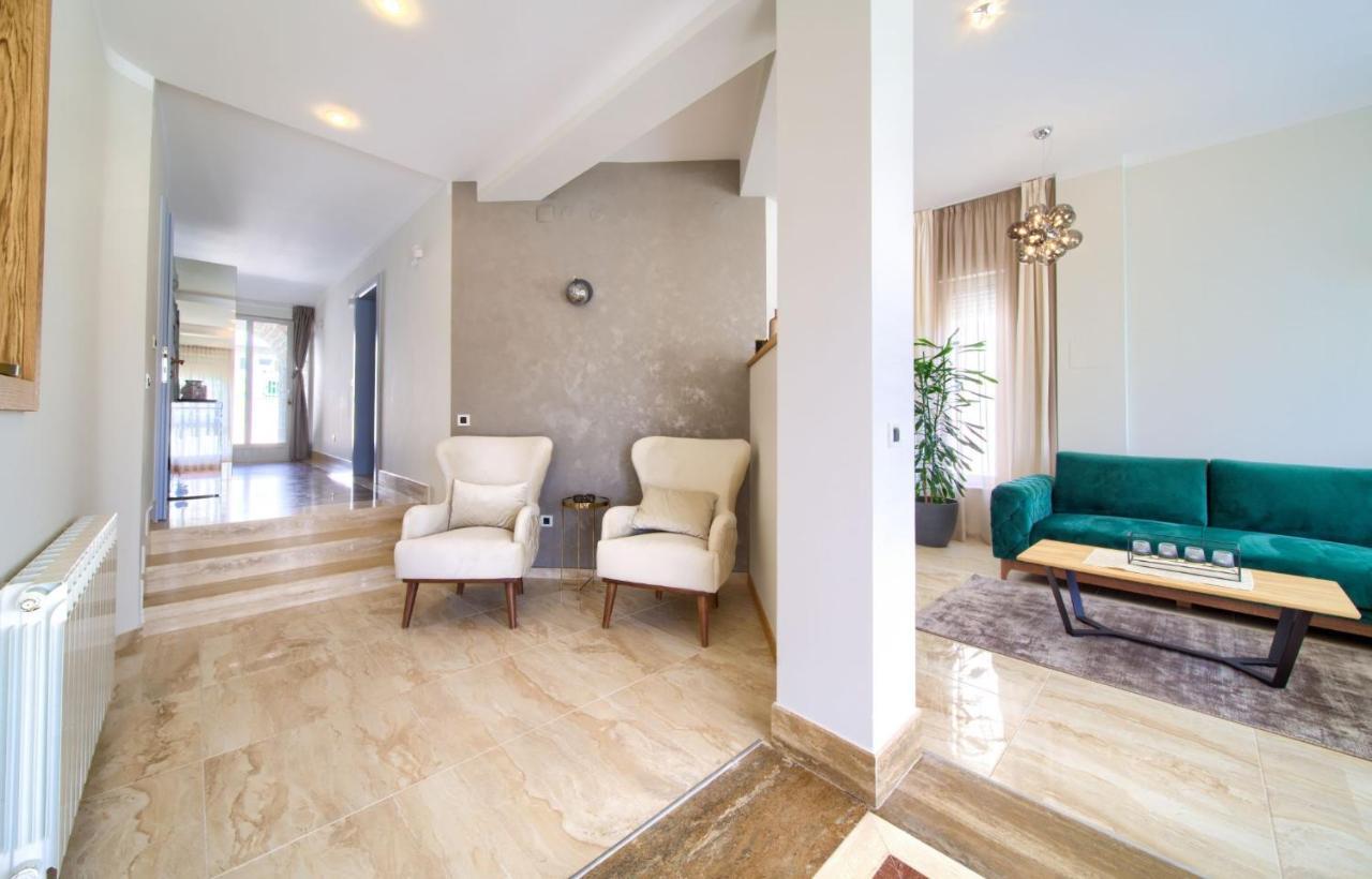 Villa Piano Pinezići Exterior foto